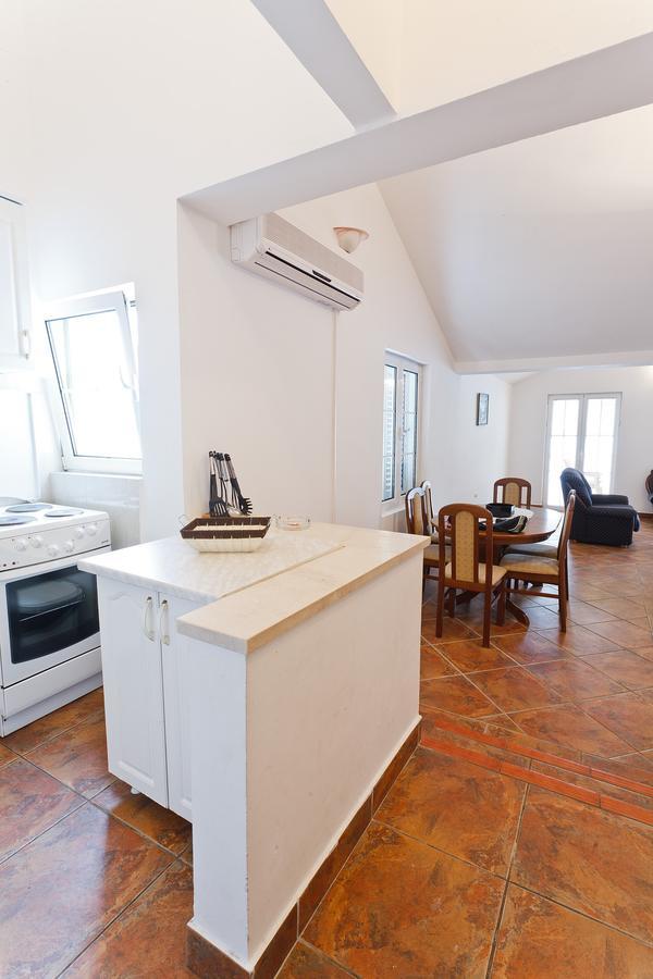 Apartments Kovinic Tivat Exterior photo